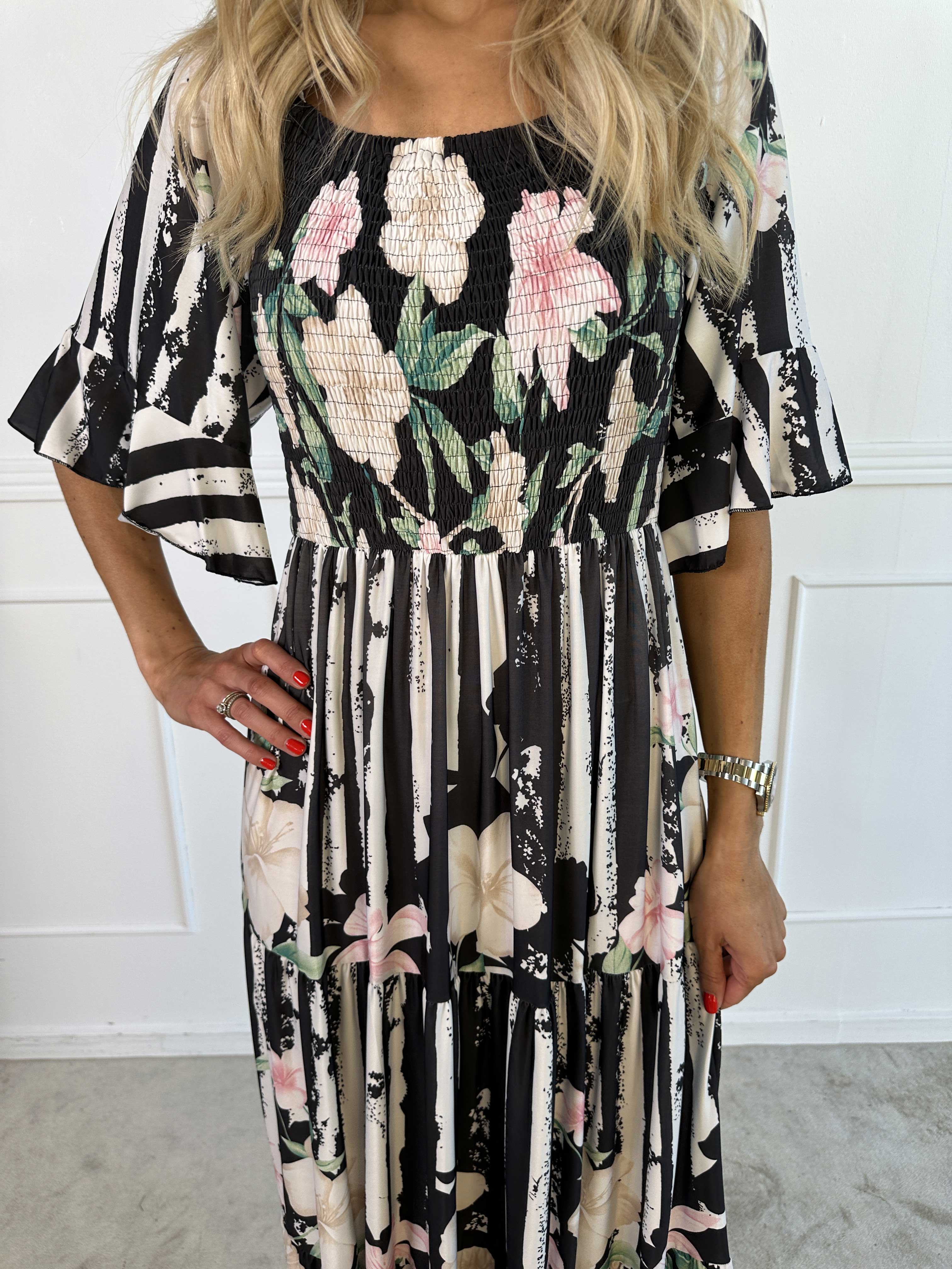 Elna Floral Stripe - Blommig elastisk klänning med smockat bröst